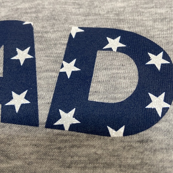 Girls ADIDAS Size M 10/12 Patriotic ADIDAS T-Shirt NWT - Picture 10 of 10